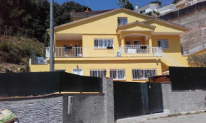 La Casita Amarilla
